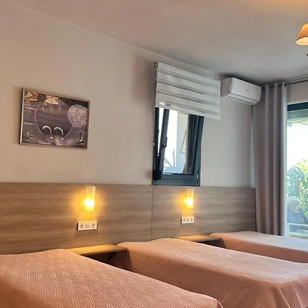Rita Seaview By Travelpro Services Kallithea Halkidiki *